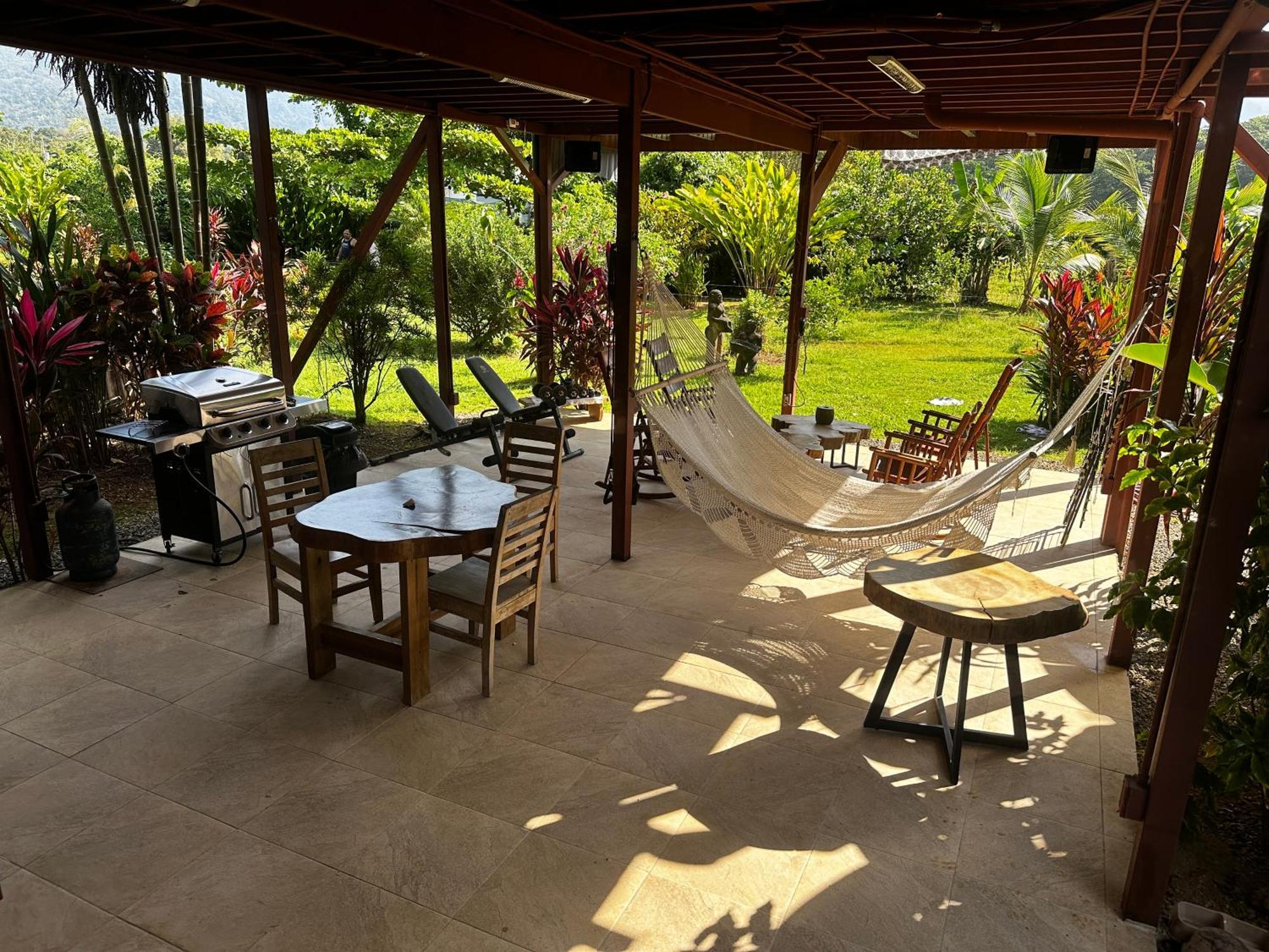 Uvita Oasis Retreat With Villa Cabins And Apartment Екстер'єр фото